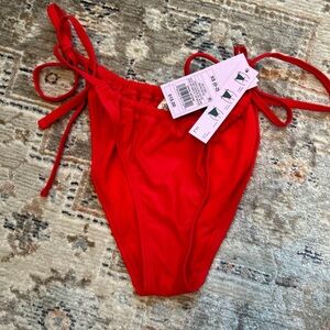 Low rise, high leg cheeky bikini bottoms